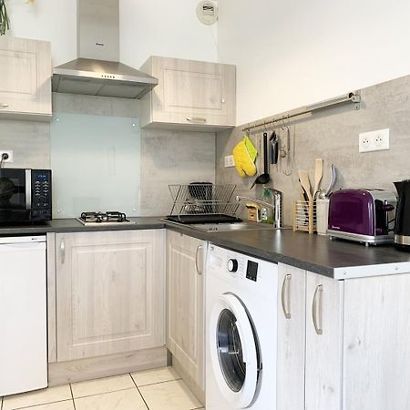 Le Matisse Apartment Mainvilliers  Luaran gambar