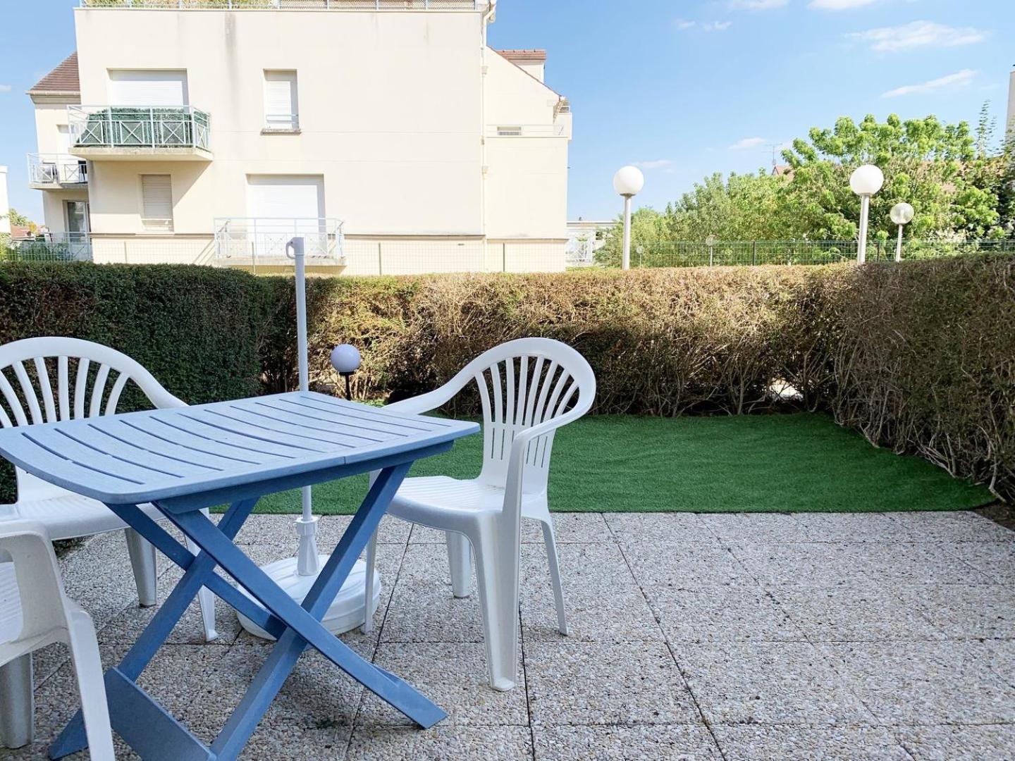 Le Matisse Apartment Mainvilliers  Luaran gambar